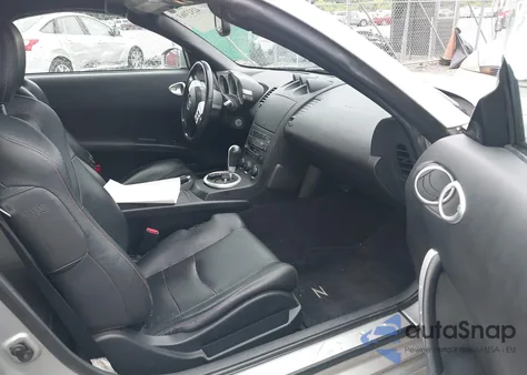 2005 Nissan 350Z Touring z USA, uszkodzony, nr VIN JN1AZ36A25M759800